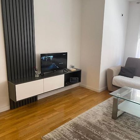 Pristina Apartment Екстериор снимка