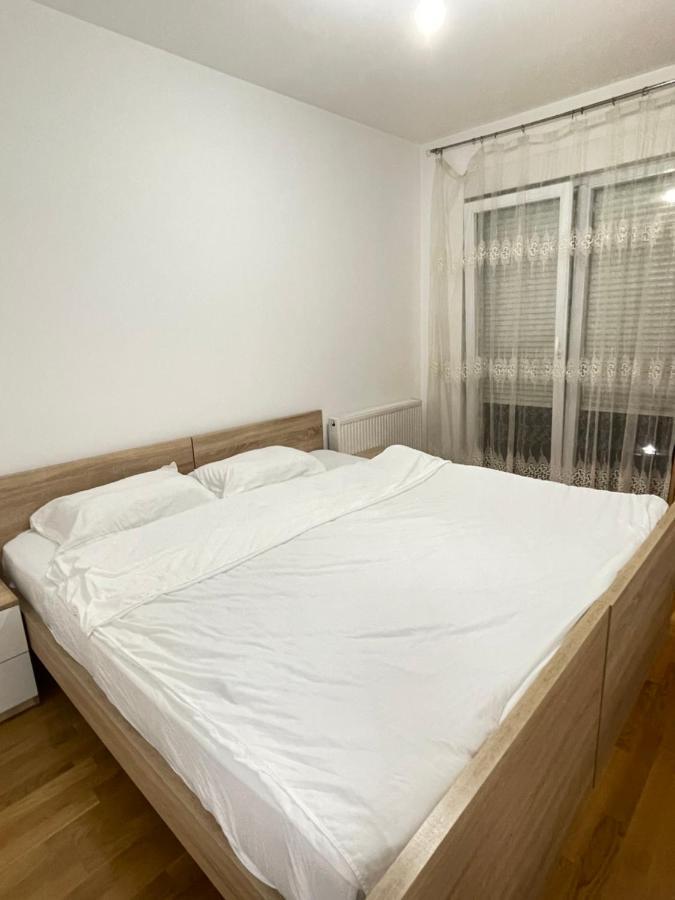 Pristina Apartment Екстериор снимка